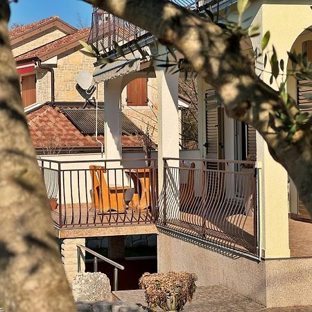 Apartments Pavle Malinska Exterior photo