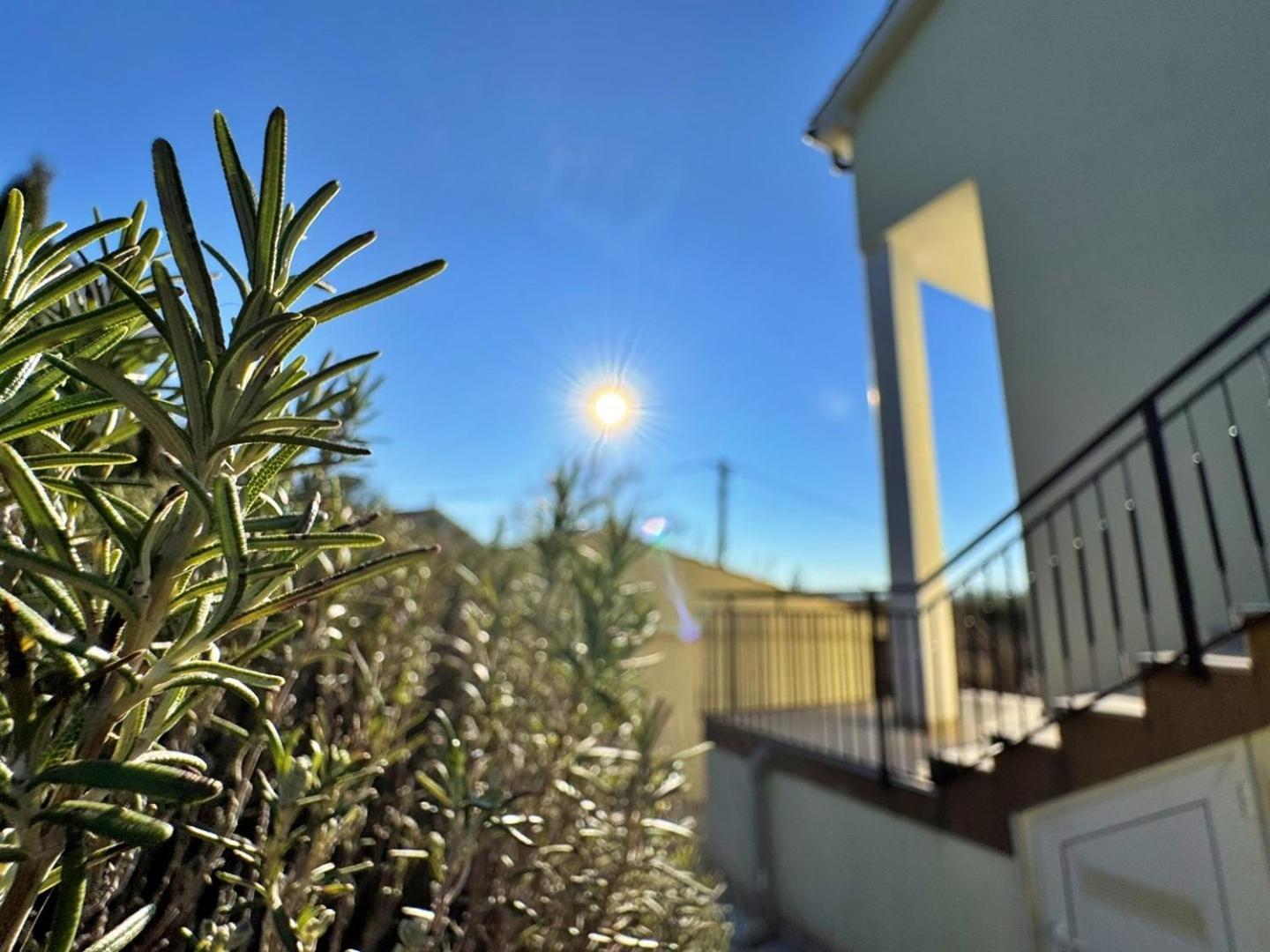 Apartments Pavle Malinska Exterior photo