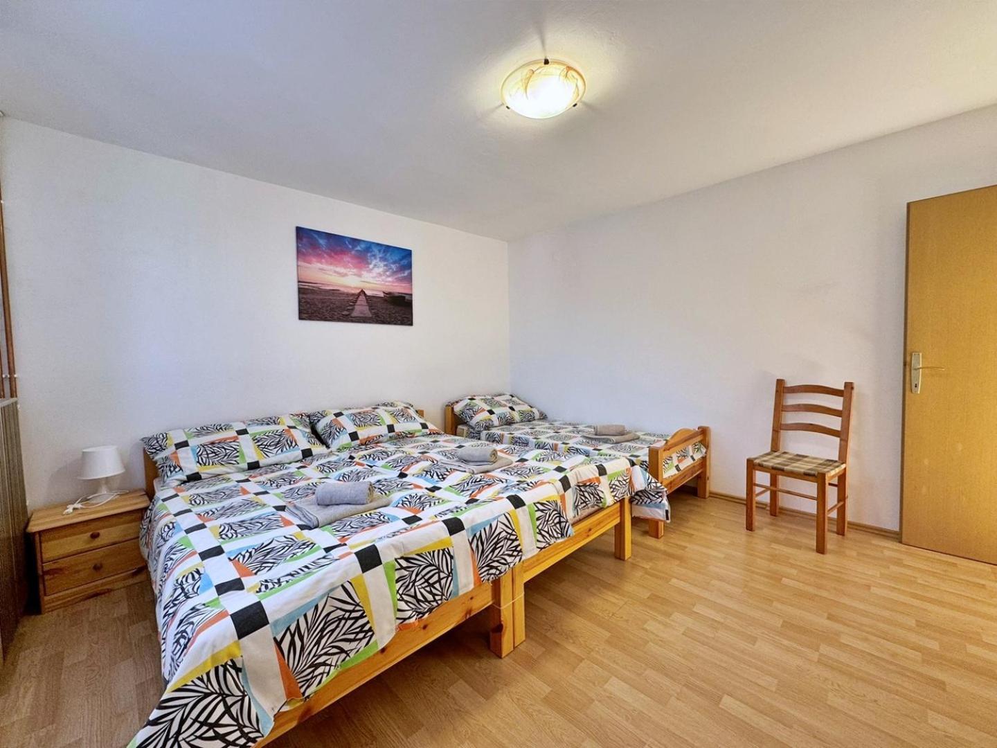 Apartments Pavle Malinska Exterior photo