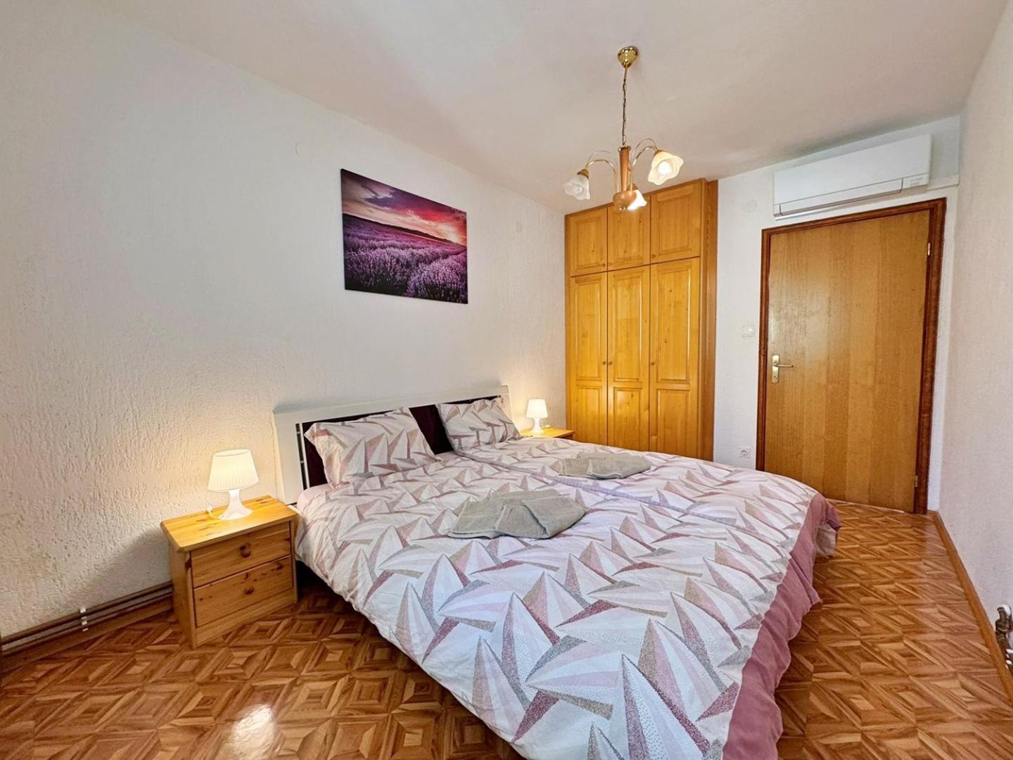 Apartments Pavle Malinska Exterior photo